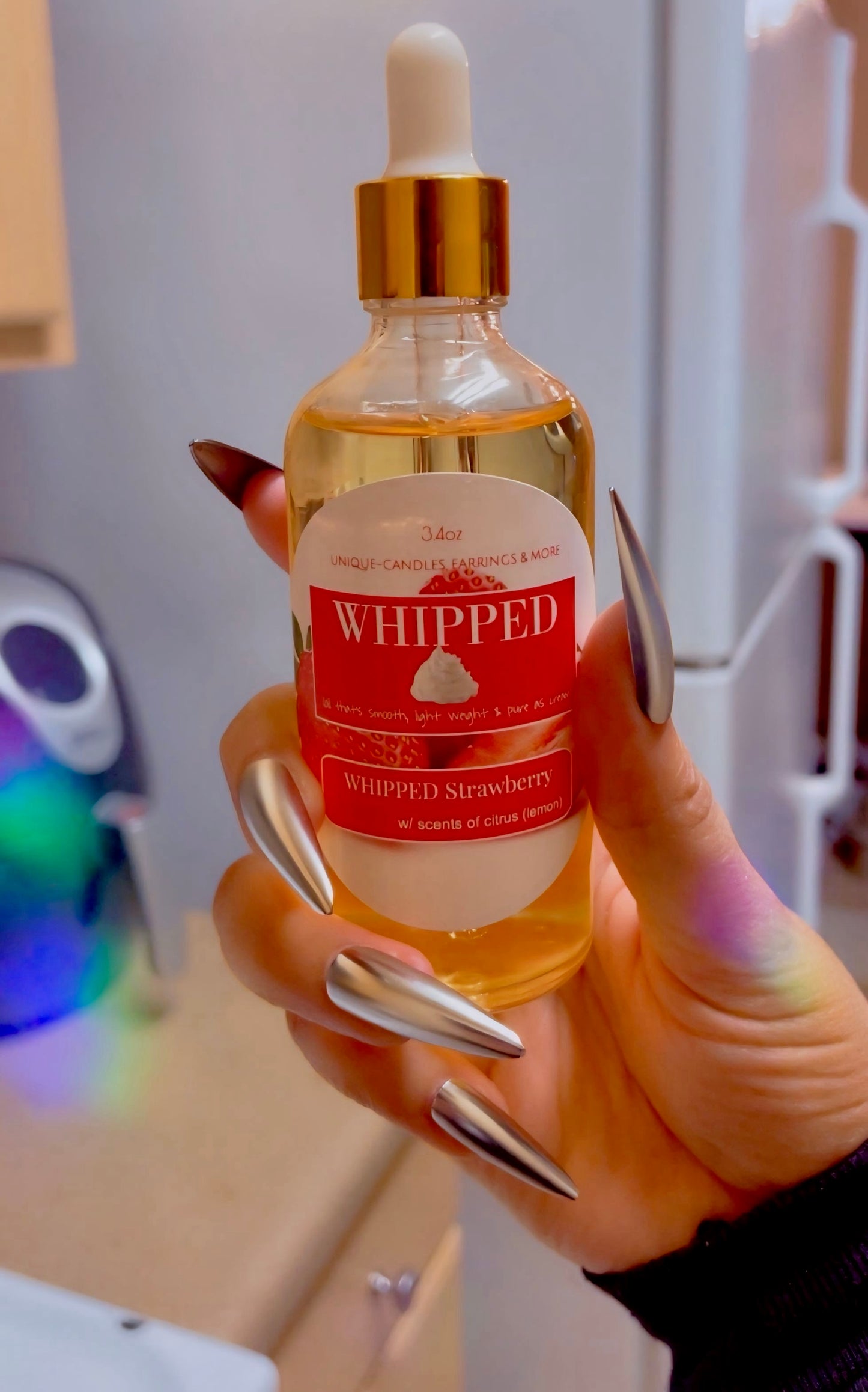 UNIQUE WHIPPED (Body Oil)(Strawberry)