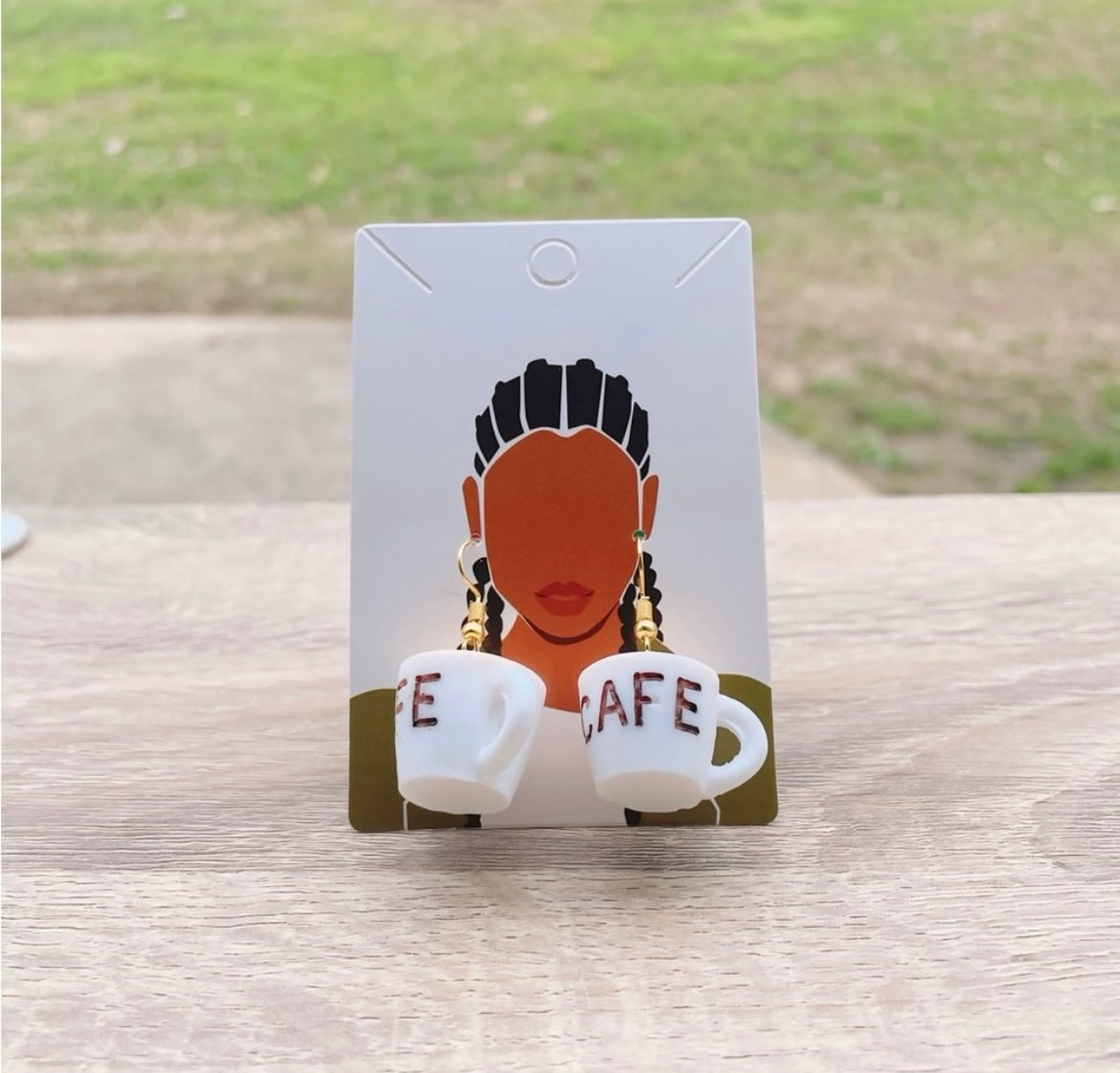 UNIQUE White Earrings