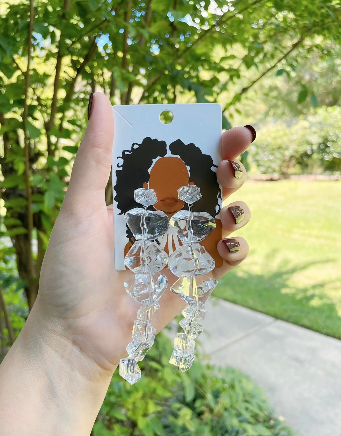 UNIQUE Clear Earrings