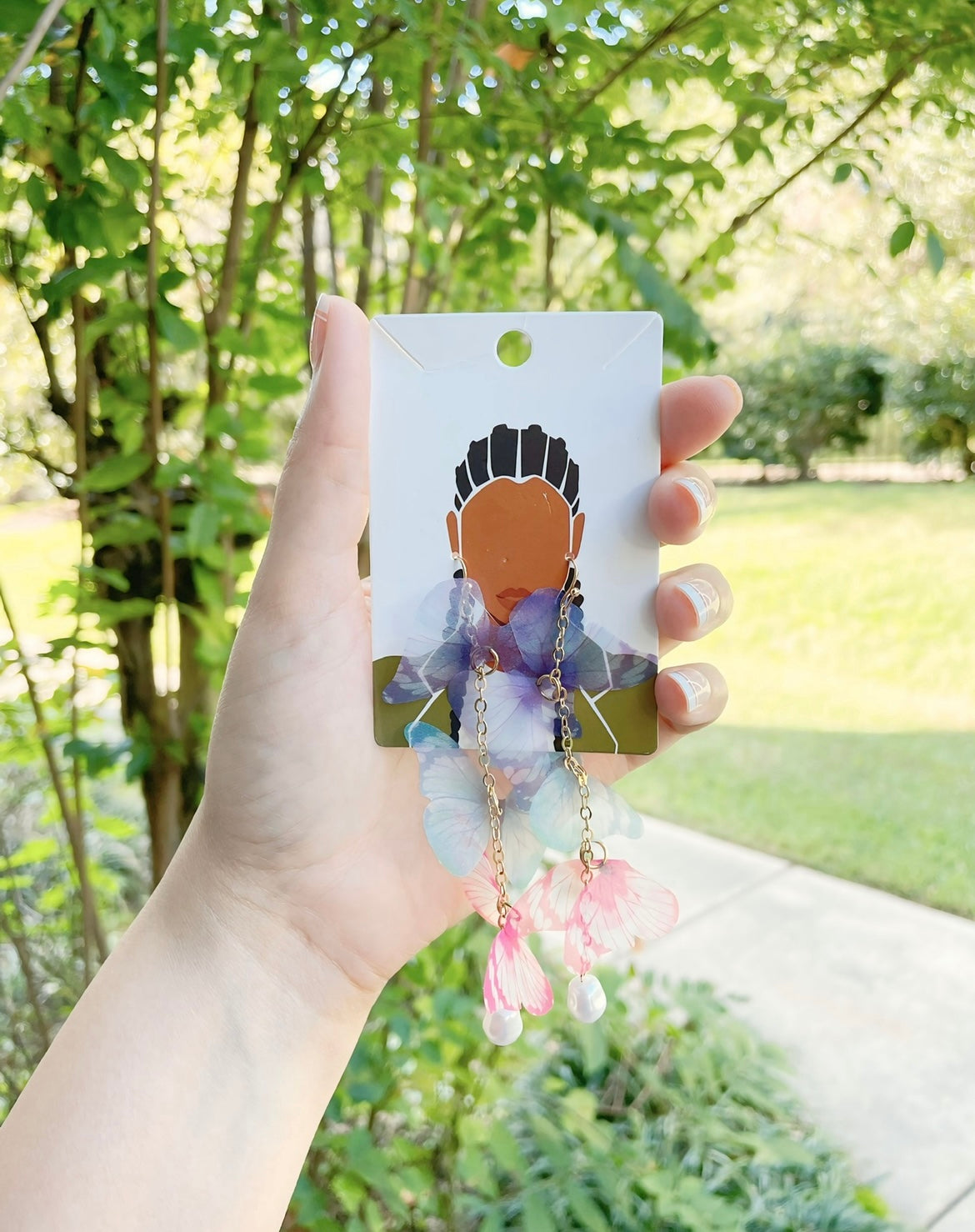 UNIQUE Dolly Land Earrings